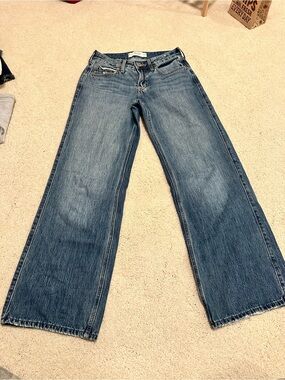 Low rise baggy Hollister jeans
